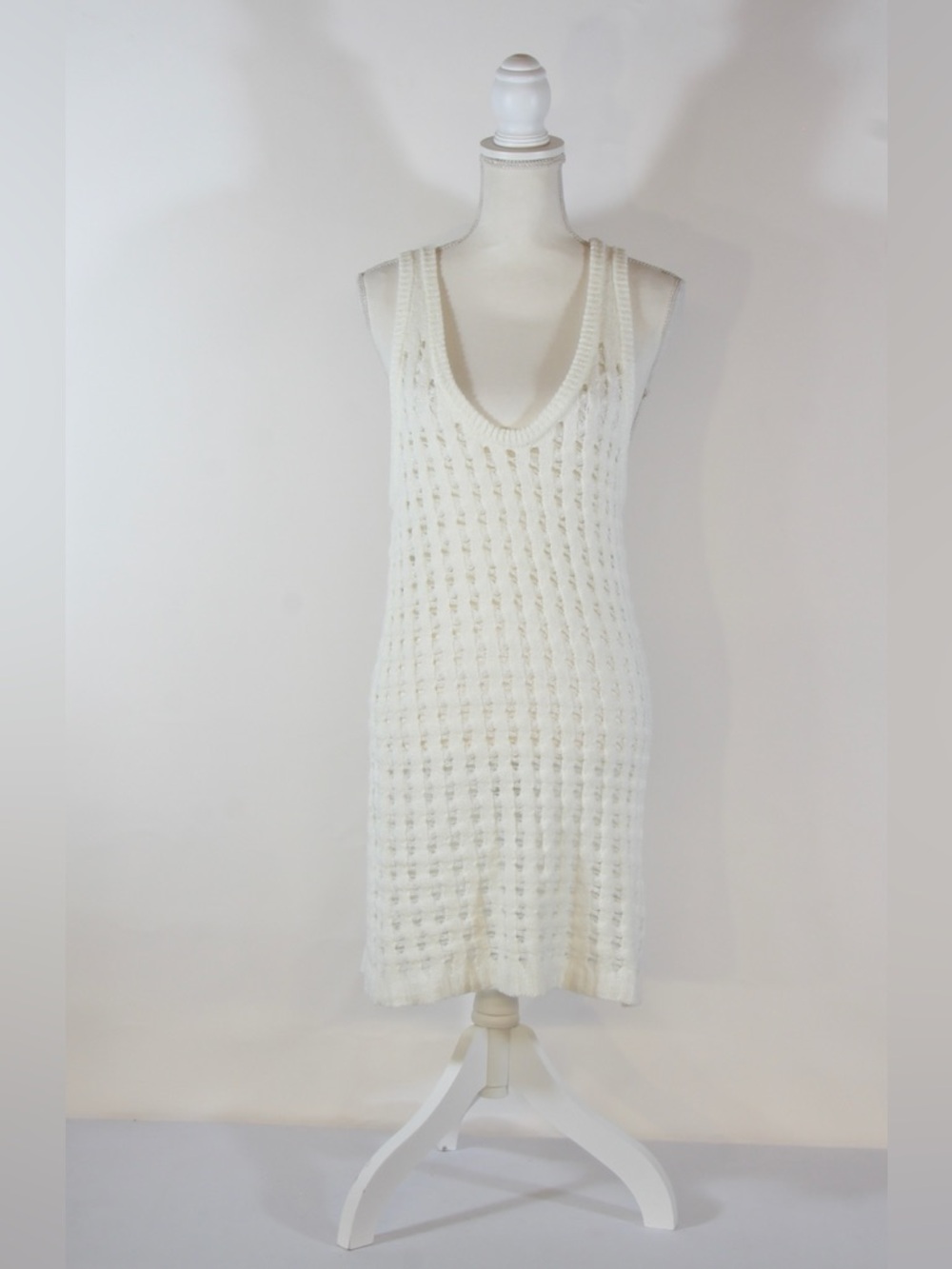 Uncharted Threads Cream Knit Sleeveless Scoop Neck Coverup NWT